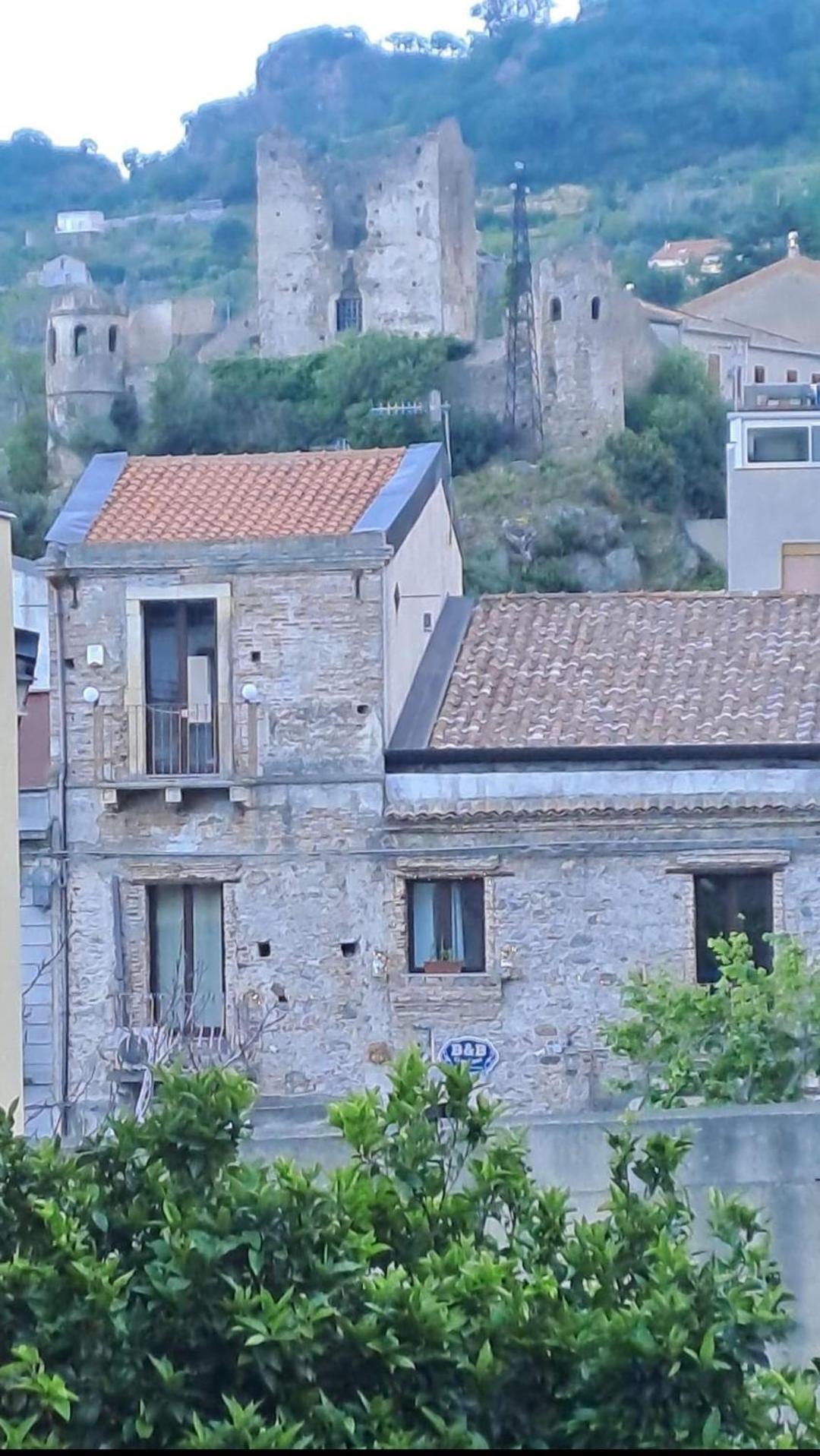 Palazzo Camerana 墨西拿 外观 照片